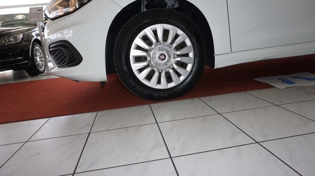 Fahrzeugabbildung Fiat Tipo Kombi 2,99 % FINANZIERUNG¹+SHZ+AHK
