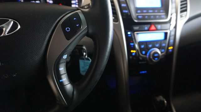 Fahrzeugabbildung Hyundai i30 cw 2,99 % FINANZIERUNG¹+AUTOM+SHZ