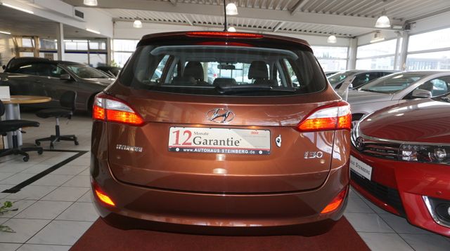 Fahrzeugabbildung Hyundai i30 cw 2,99 % FINANZIERUNG¹+AUTOM+SHZ