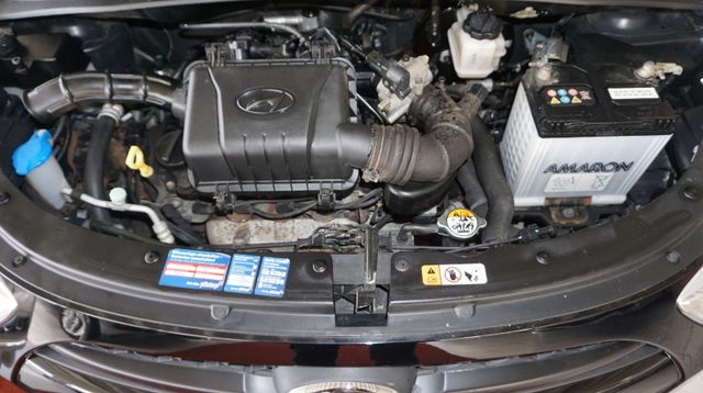 Fahrzeugabbildung Hyundai i10 EINPARKHILFE+KLIMA+TÜV ASU NEU 5 Star Editio
