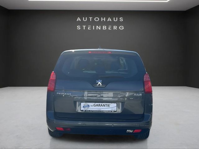 Fahrzeugabbildung Peugeot 5008 TEMPOMAT+PANORAMADACH+PDC+7 SITZE Active