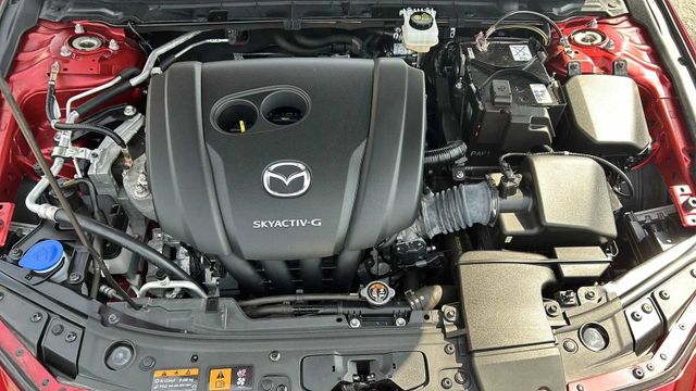 Fahrzeugabbildung Mazda 3 S SKYACTIV-G 150PS SELECTION DESIGN PAKET AUTO