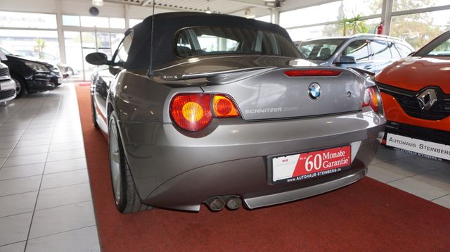 Fahrzeugabbildung BMW Z4 Roadster 2,99% FINANZIERUNG¹+LEDER+XENON 3.0i