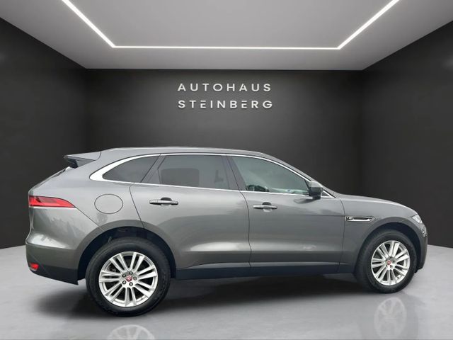 Fahrzeugabbildung Jaguar F-Pace AUTOMATIK+NAVI+LEDER+PANO+KAMERA AWD