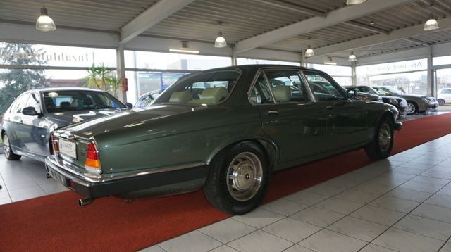 Fahrzeugabbildung Jaguar XJ Serie III 5.3 V12 Sovereign 1.HAND+OLDTIMER+A