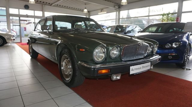 Fahrzeugabbildung Jaguar XJ Serie III 5.3 V12 Sovereign 1.HAND+OLDTIMER+A