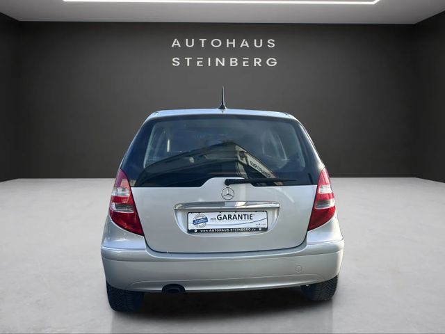 Fahrzeugabbildung Mercedes-Benz A 200 AUTOMATIK+BI XENON+SCHIEDEDACH