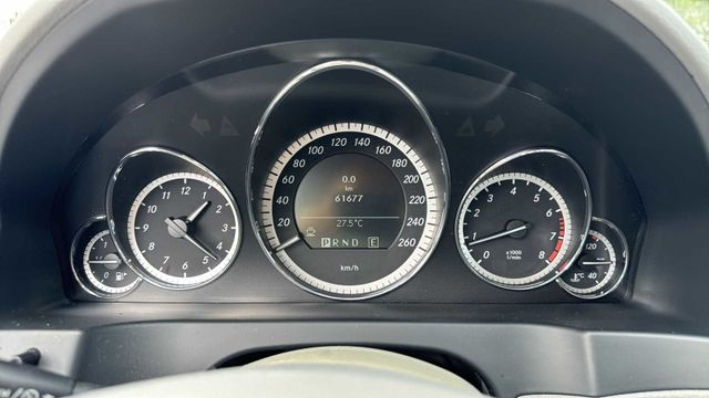 Fahrzeugabbildung Mercedes-Benz E 250 CGI BlueEfficiency 2,99 % FINANZIERUNG¹+AU