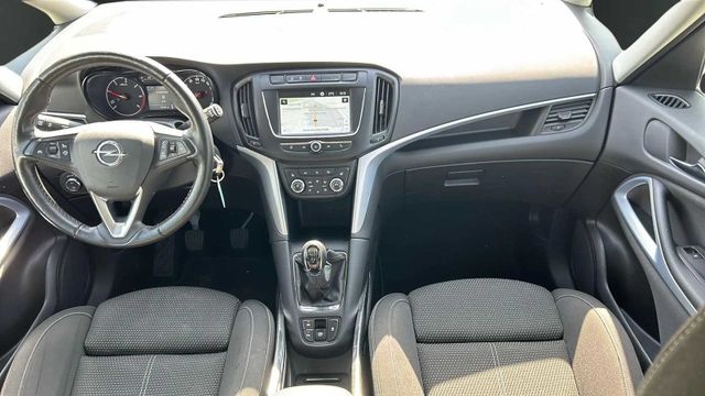 Fahrzeugabbildung Opel Zafira 2.0 D NAVIGATION+KAMERA+SHZ+TEMPOMAT+PDC