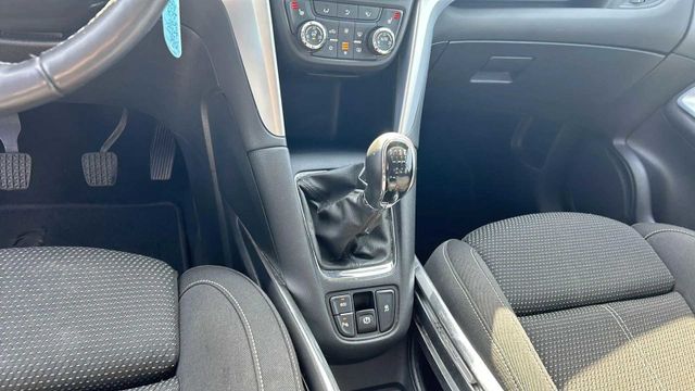 Fahrzeugabbildung Opel Zafira 2.0 D NAVIGATION+KAMERA+SHZ+TEMPOMAT+PDC