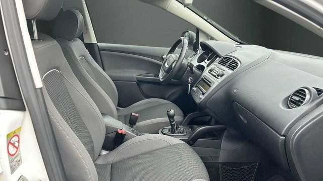 Fahrzeugabbildung Seat Altea XL TEMPOMAT+SITZHEIZUNG+PDC Comfort Limite