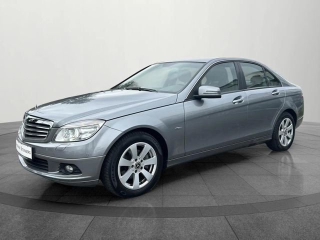 Mercedes-Benz C 180 CGI BlueEfficiency COMAND+LEDER+XENON