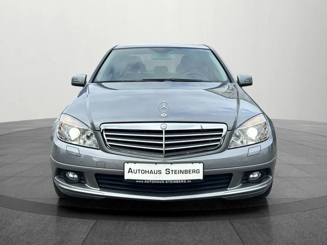 Fahrzeugabbildung Mercedes-Benz C 180 CGI BlueEfficiency COMAND+LEDER+XENON