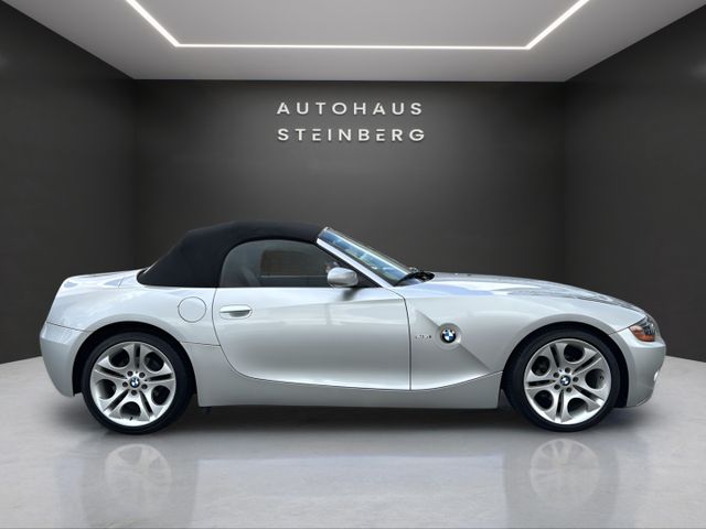 Fahrzeugabbildung BMW Z4 Roadster 2,99% FINANZIERUNG¹+AUTOMATIK+1.HAND