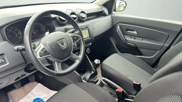 Fahrzeugabbildung Dacia DUSTER GAS/BENZIN+NAVIGATION+KAMERA+AHK