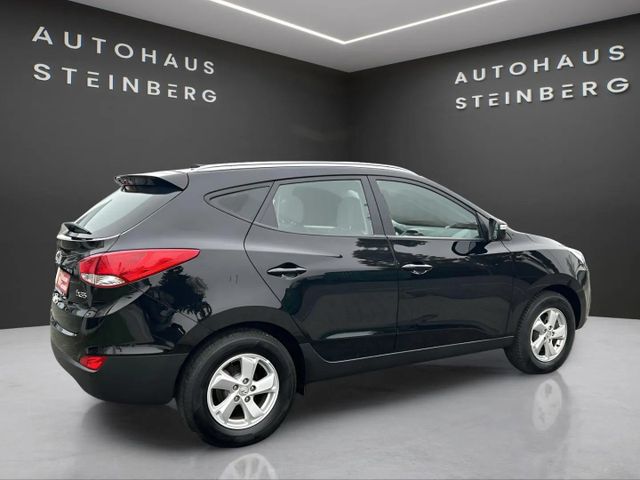 Fahrzeugabbildung Hyundai ix35 AUTOMATIK+SITZHEIZUNG+PDC+AHK Style 2WD