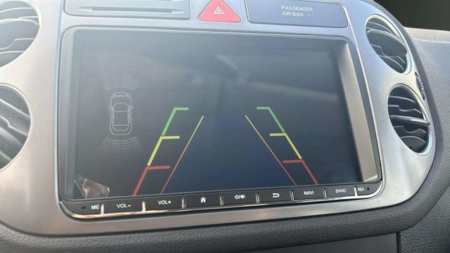 Fahrzeugabbildung Volkswagen Tiguan AUTOMATIK+NAVI+TEMPOMAT+ALLRAD+SHZ Trend