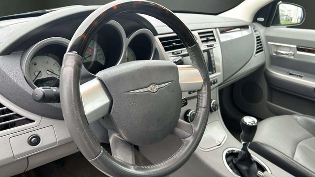 Fahrzeugabbildung Chrysler Sebring NAVIGATION+LEDER+TEMPOMAT+TÜV ASU NEU