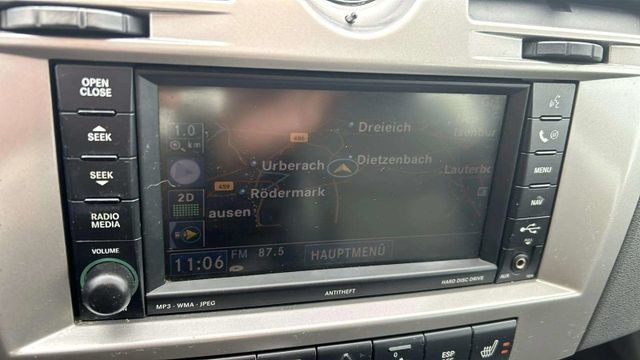 Fahrzeugabbildung Chrysler Sebring NAVIGATION+LEDER+TEMPOMAT+TÜV ASU NEU