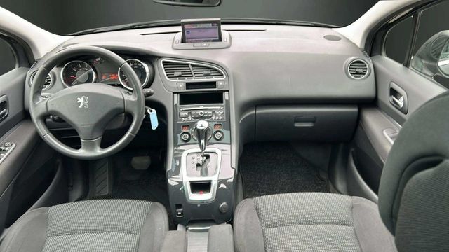 Fahrzeugabbildung Peugeot 5008 AUTOMATIK+NAVI+PANORAMADACH+SITZHEIZUNG Pre