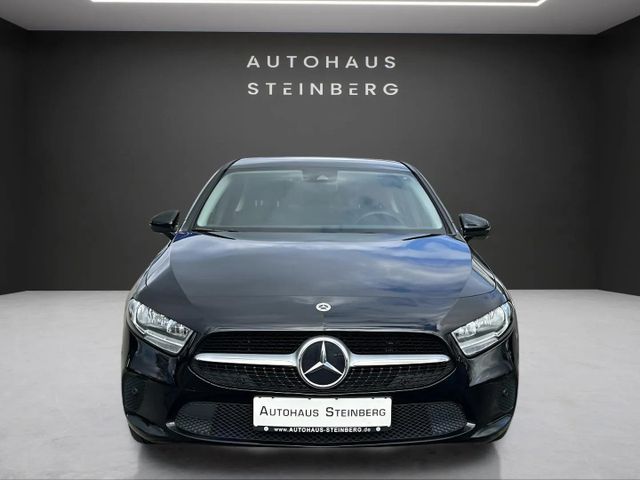 Fahrzeugabbildung Mercedes-Benz A 250 AUTOMATIK+NAVI+LEDER+DIGITALER TACHO