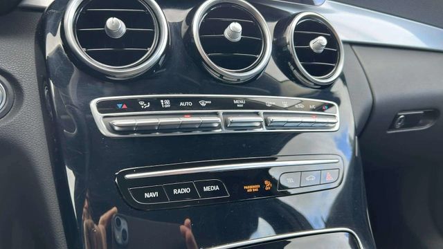 Fahrzeugabbildung Mercedes-Benz C 300 E T 9G-Tronic AUTOM+NAVI+SHZ+LED