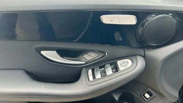 Fahrzeugabbildung Mercedes-Benz C 300 E T 9G-Tronic AUTOM+NAVI+SHZ+LED