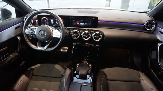 Fahrzeugabbildung Mercedes-Benz CLA 250 AUTOMATIK+LEDER+NAVI+LED+DIGITALER TACHO