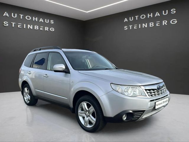 Fahrzeugabbildung Subaru Forester AUTOMATIK+LEDER+PANO+SHZ+TEMPOMAT+PDC