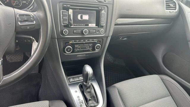 Fahrzeugabbildung Volkswagen Golf VI AUTOMATIK+NAVIGATION+SCHIEBEDACH+SHZ+PDC