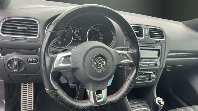 Fahrzeugabbildung Volkswagen Golf VI SITZHEIZUNG+EINPARKHILFE+ALU GTI