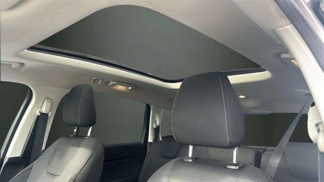 Fahrzeugabbildung Ford S-MAX AUTOMATIK+NAVIGATION+PANO+7 SITZE+XENON