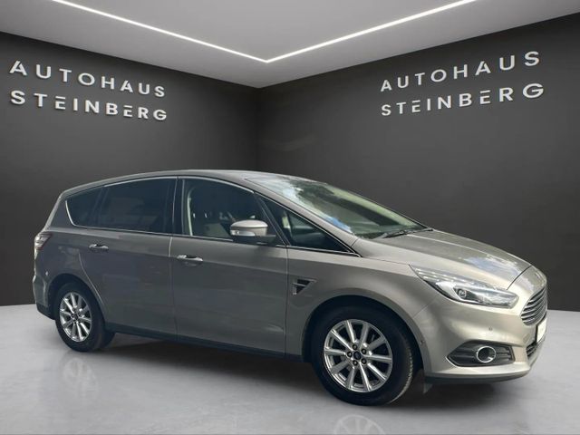 Fahrzeugabbildung Ford S-MAX AUTOMATIK+NAVIGATION+PANO+7 SITZE+XENON