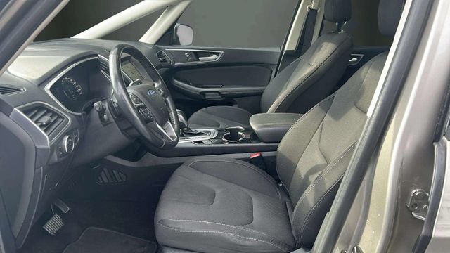 Fahrzeugabbildung Ford S-MAX AUTOMATIK+NAVIGATION+PANO+7 SITZE+XENON