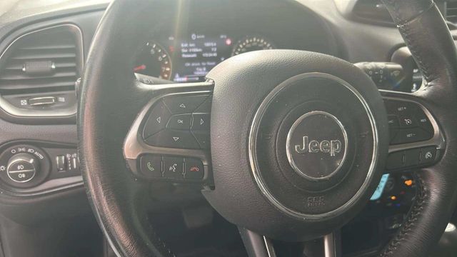 Fahrzeugabbildung Jeep Renegade AUTOMATIK+KAMERA+XENON+TEMPOMAT+PDC