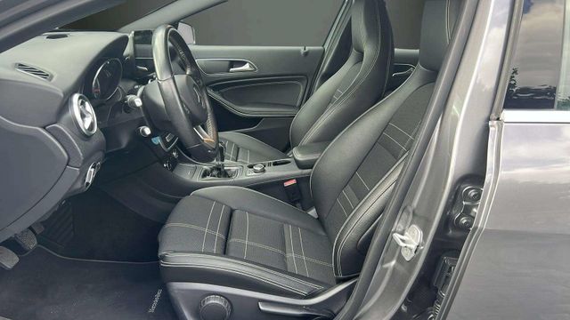 Fahrzeugabbildung Mercedes-Benz A 180 Activity Edition NAVIGATION+SITZHEIZUNG+TE