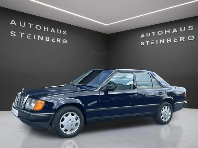 Fahrzeugabbildung Mercedes-Benz E 260 OLDTIMER H-KENNZEICHEN+SCHECKHEFT+ESSD+TEM