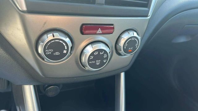 Fahrzeugabbildung Subaru Forester Active AUTOMATIK+SITZHEIZUNG+ALU+AHK