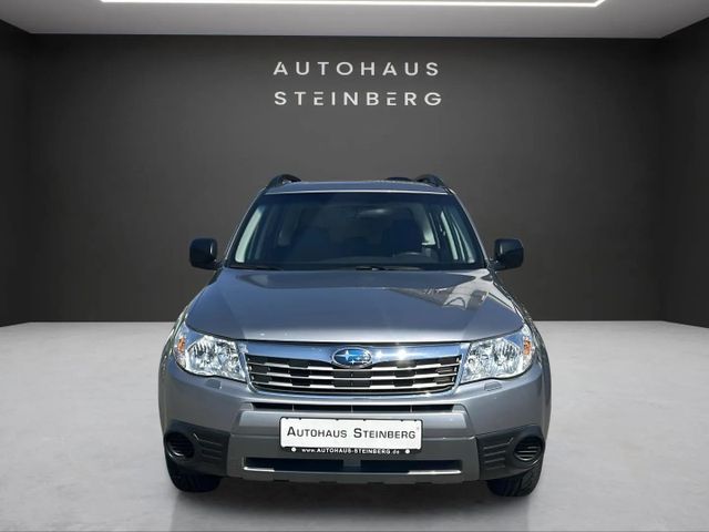 Fahrzeugabbildung Subaru Forester Active AUTOMATIK+SITZHEIZUNG+ALU+AHK