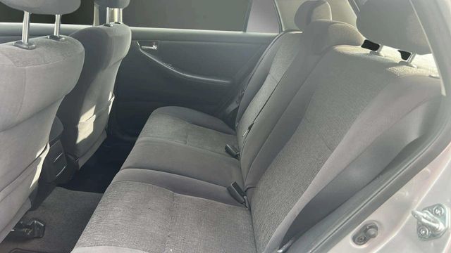 Fahrzeugabbildung Toyota Corolla 1.6 Linea Sol AUTOMATIK+EINPARKHILFE