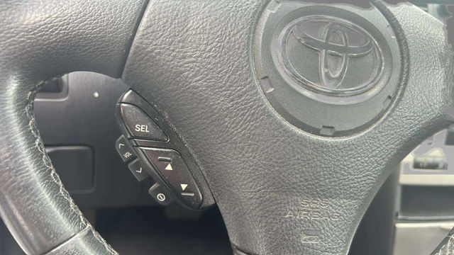 Fahrzeugabbildung Toyota Corolla 1.6 Linea Sol AUTOMATIK+EINPARKHILFE
