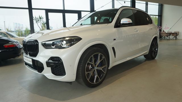 Fahrzeugabbildung BMW X5 X5 xDrive 30d M Sport 7-Sitzer HUD Pano