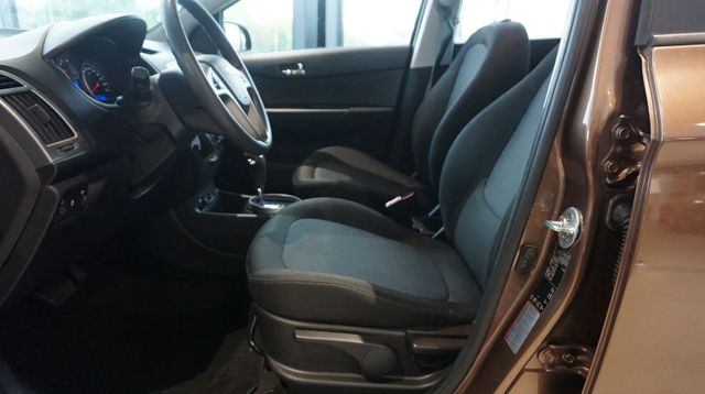 Fahrzeugabbildung Hyundai i20 AUTOMATIK+1. HAND+ EINPARKHILFE Style