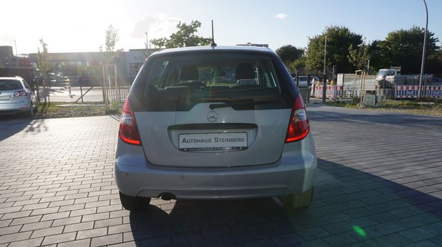Fahrzeugabbildung Mercedes-Benz A 160 AUTOMATIK+SITZHEIZUNG+TEMPOMAT+PDC