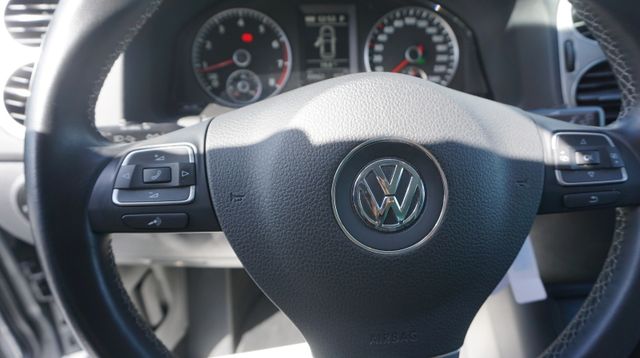 Fahrzeugabbildung Volkswagen Golf VI Plus AUTOMATIK+NAVIGATION+SHZ+PDC Life