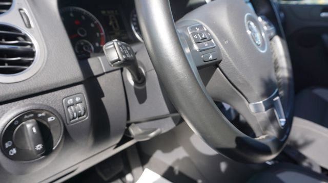 Fahrzeugabbildung Volkswagen Golf VI Plus AUTOMATIK+NAVIGATION+SHZ+PDC Life