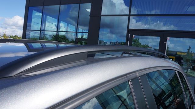Fahrzeugabbildung Volkswagen Golf VI Plus AUTOMATIK+NAVIGATION+SHZ+PDC Life