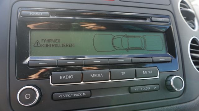 Fahrzeugabbildung Volkswagen Golf VI Plus AUTOMATIK+SITZHEIZUNG+TEMPOMAT+PDC