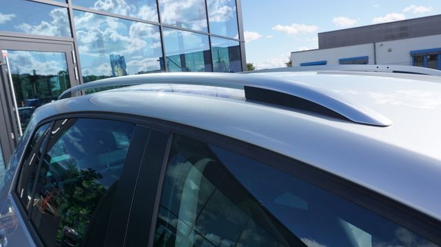 Fahrzeugabbildung Volkswagen Golf VI Plus AUTOMATIK+SITZHEIZUNG+TEMPOMAT+PDC