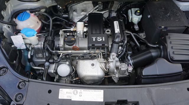 Fahrzeugabbildung Volkswagen Touran NAVIGATION+7 SITZE+SITZHEIZUNG+PDC Comfor